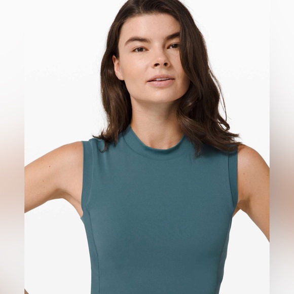 Lululemon Sweat Intention Tank in Desert Teal Open Keyhole Back Cropped Top - Picture 4 of 12